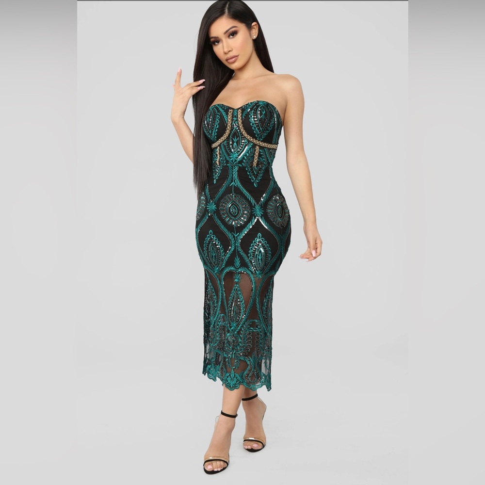 Fashion Nova Black and Teal Maxi Dress